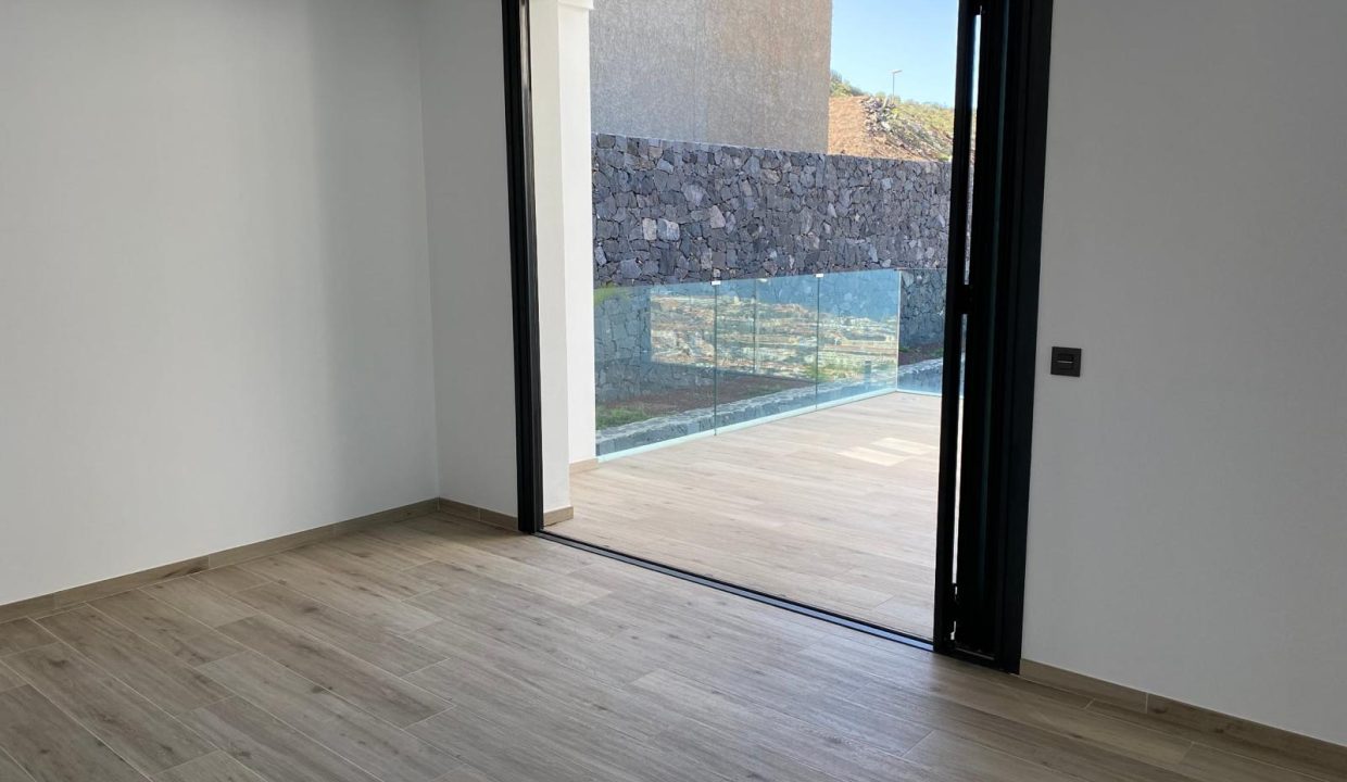 18965f5b-d048-483d-8f37-227c94134135