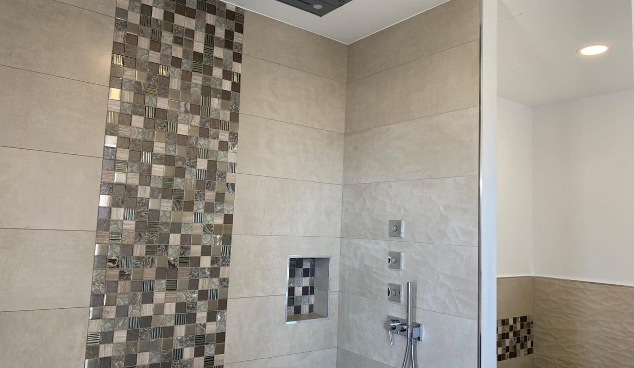 1e1b1956-6a02-4207-bbaa-da7c0490e295