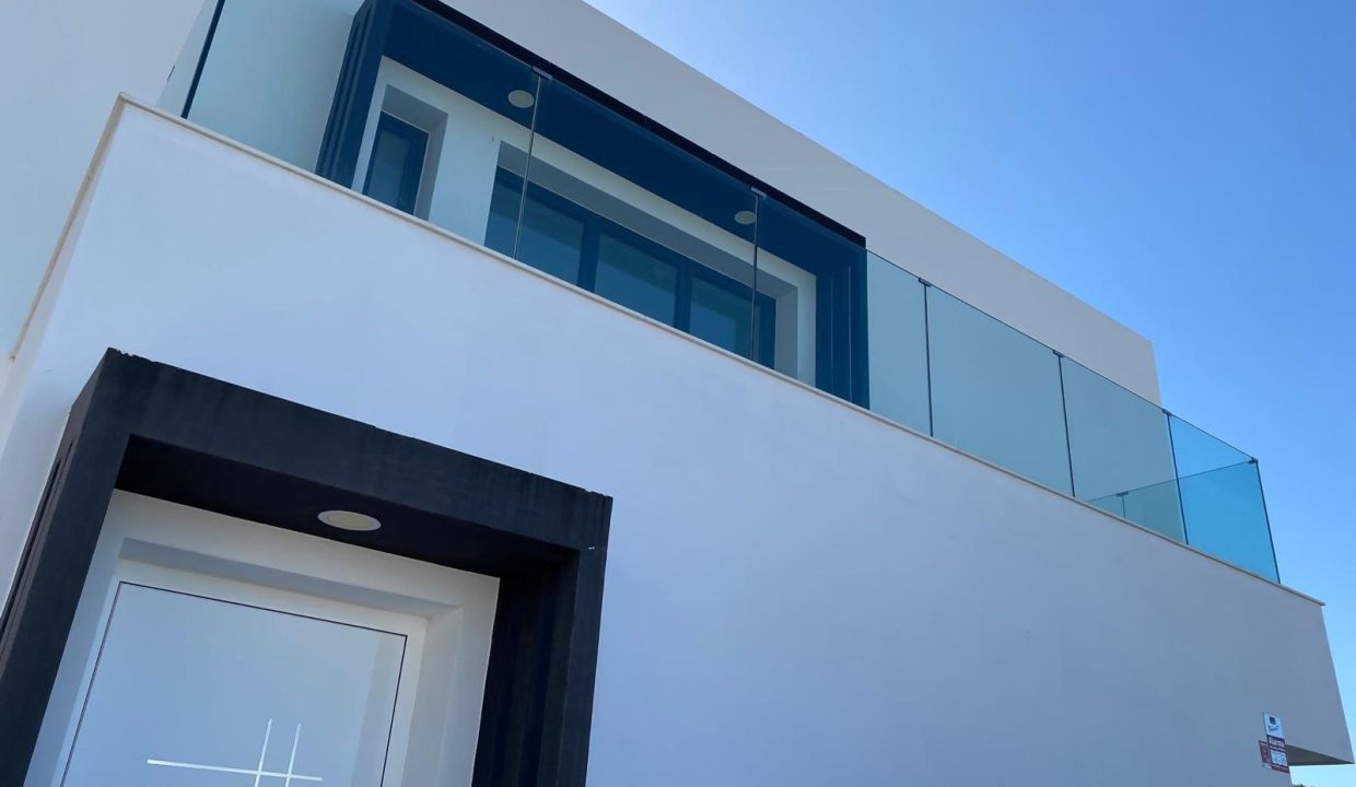 26dd4347-b558-4cc5-8056-1c9373dde671