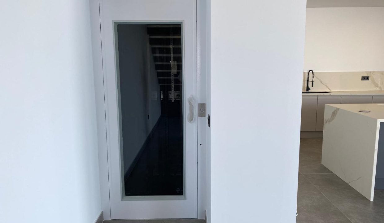 80718448-c176-4978-8919-64954b61caa8