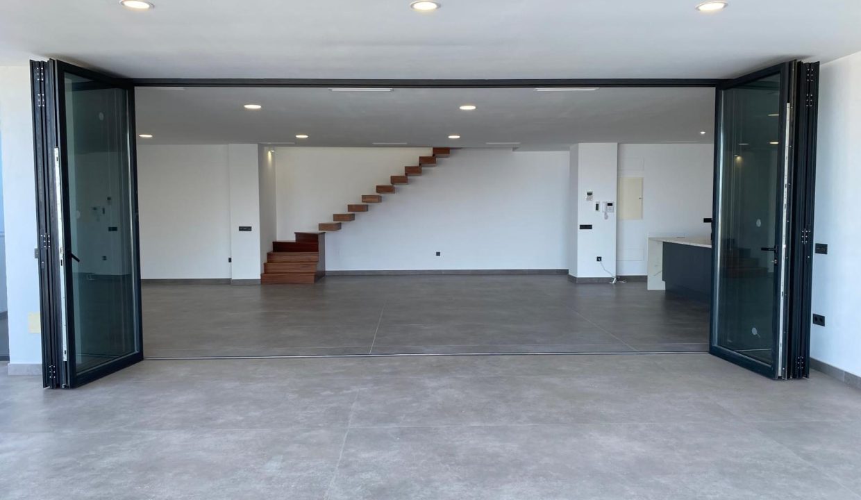 a3d6f40f-9986-4b5b-aa29-7997f62f66fc