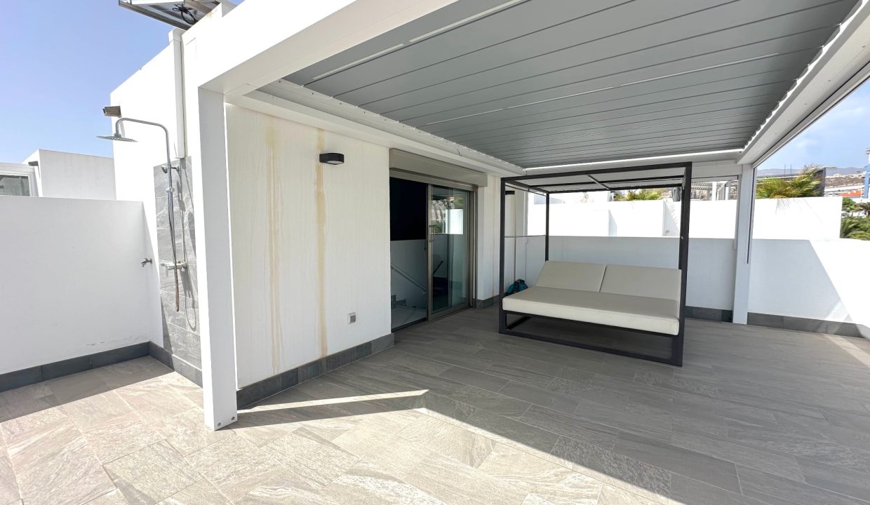 att.gehwj2y_igvF2_H_z99Vi9tCGjpKawwN8UafJ5Zhq2o