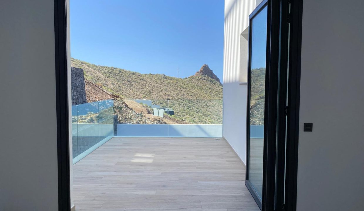 b331bd14-4d11-4ab1-8043-361487face6a