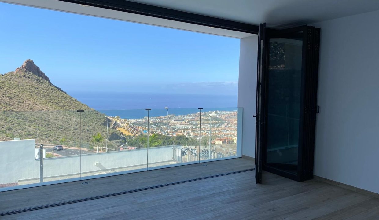 dc3ce42f-a5ba-4c6b-aab0-05c68745b331